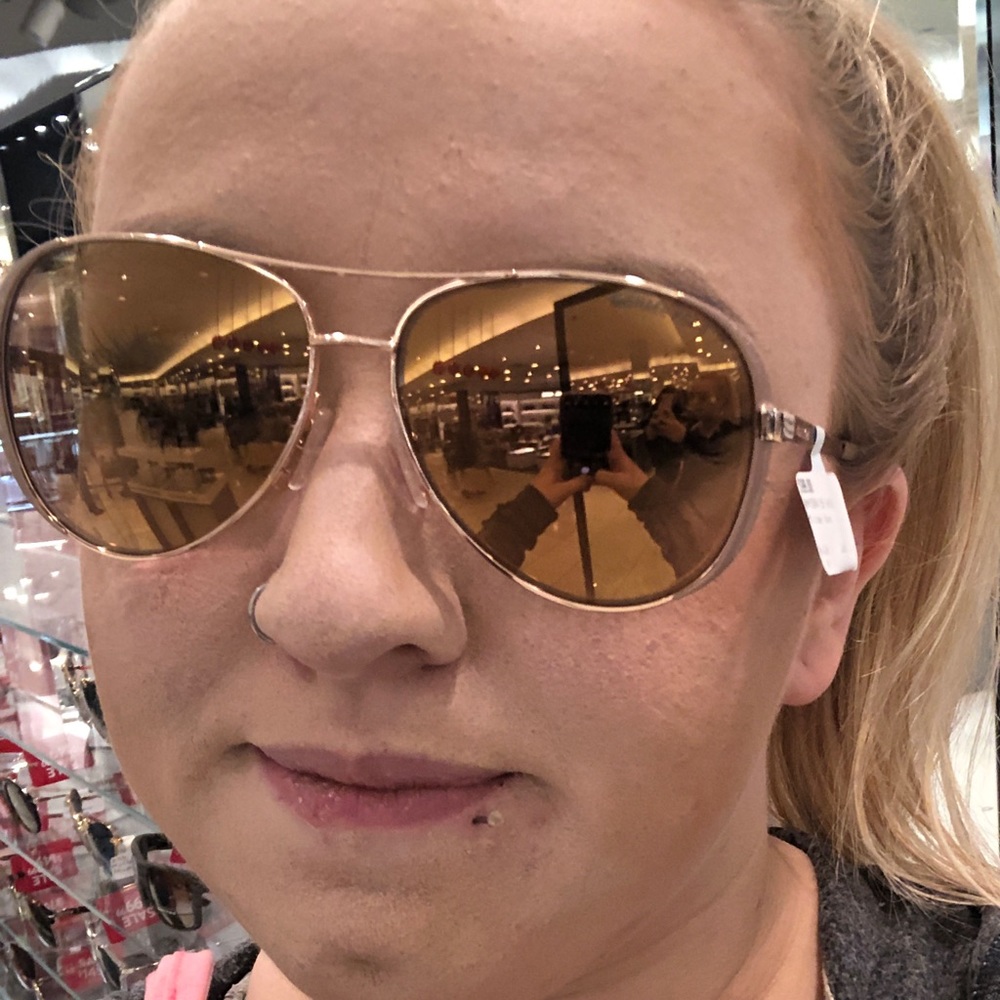 Michael kors sunglasses - Picture 2 of 3